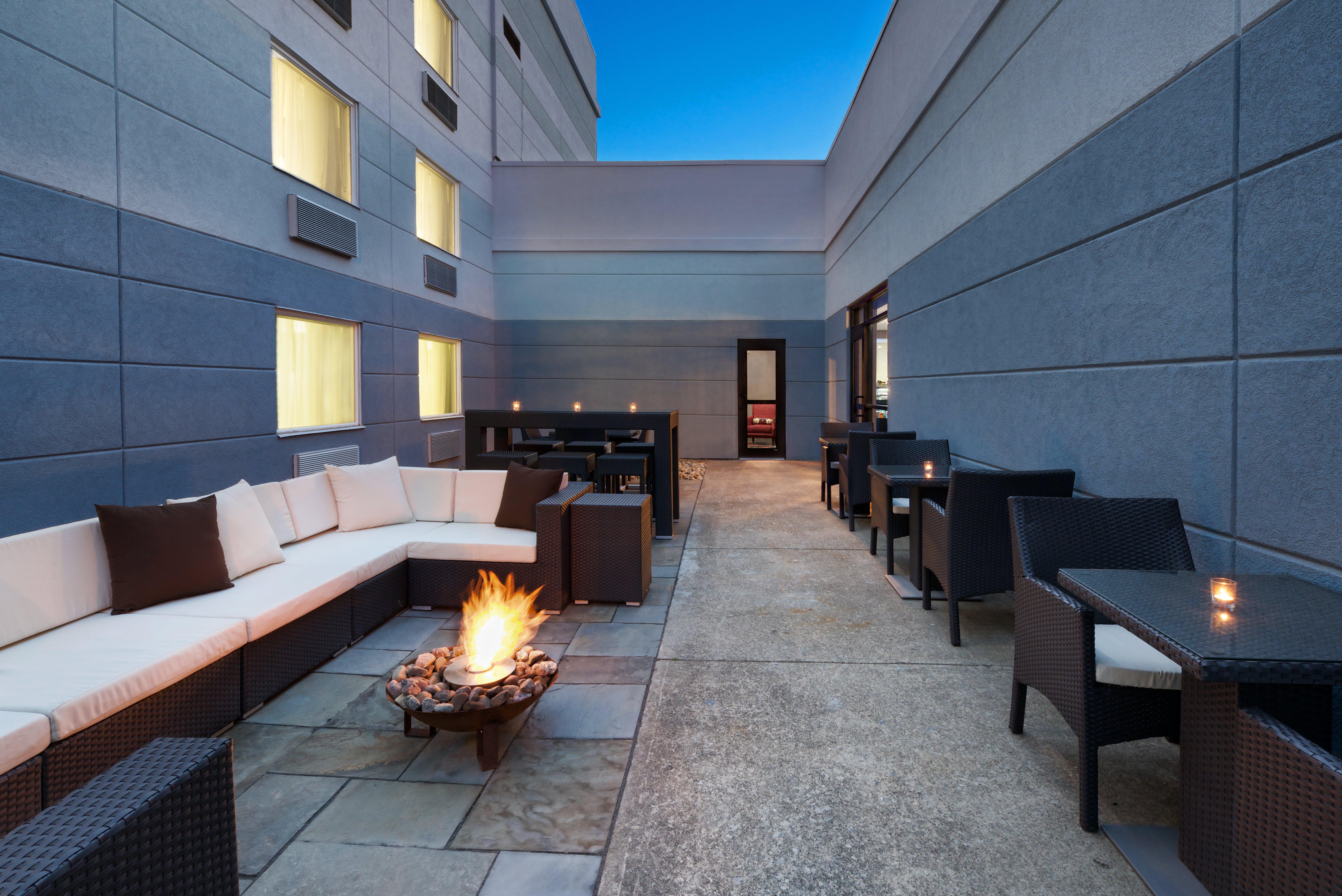 Hotel Indigo Cleveland Beachwood By Ihg Exterior foto